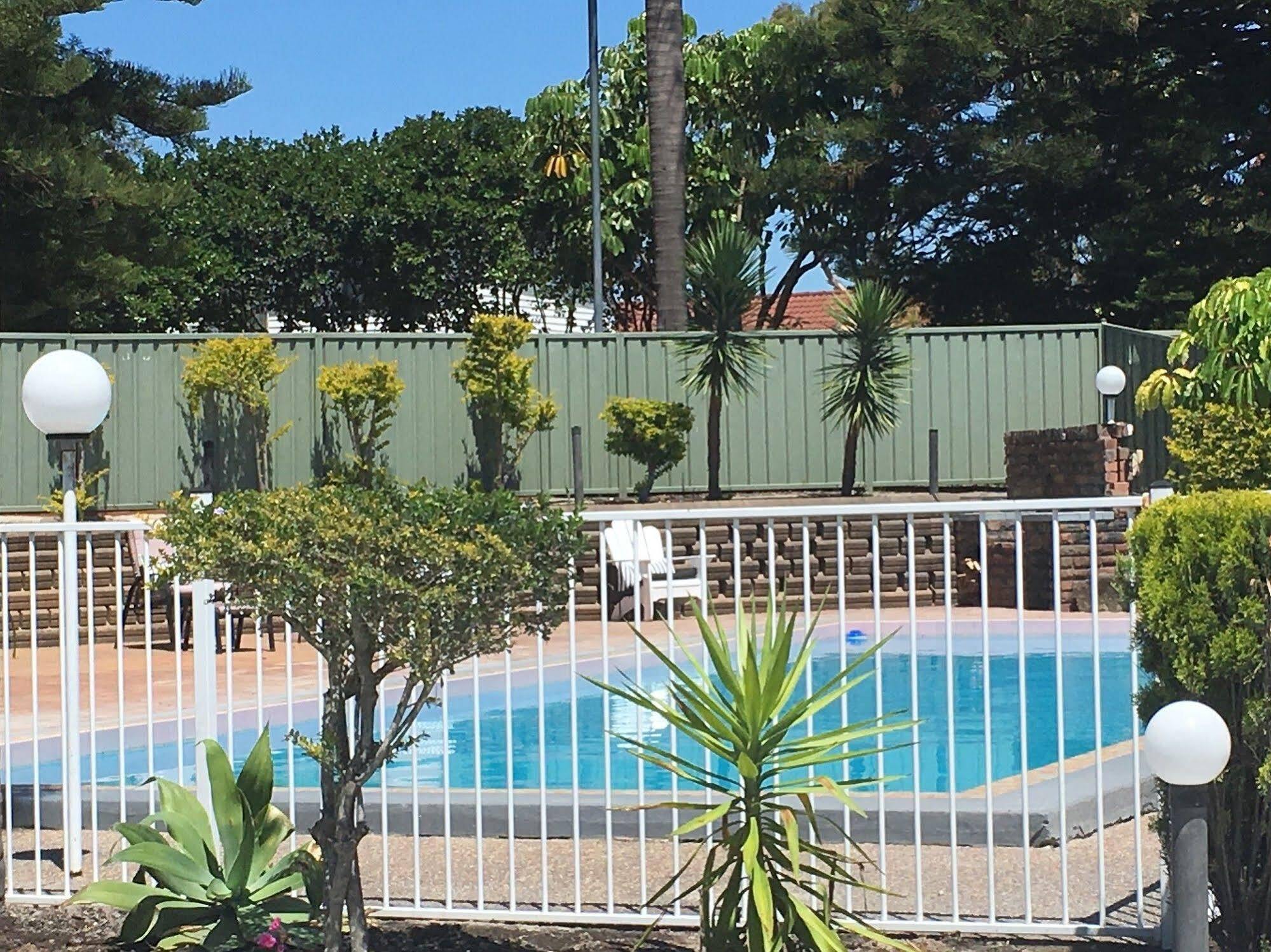 Belmont Palms Motel Lake Macquarie 외부 사진
